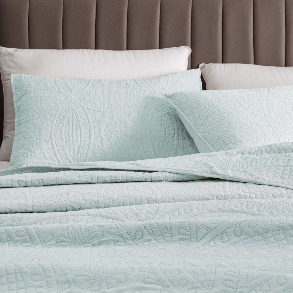 Oversized Medallion Quilt Set - Clara Collection Great Bay Home