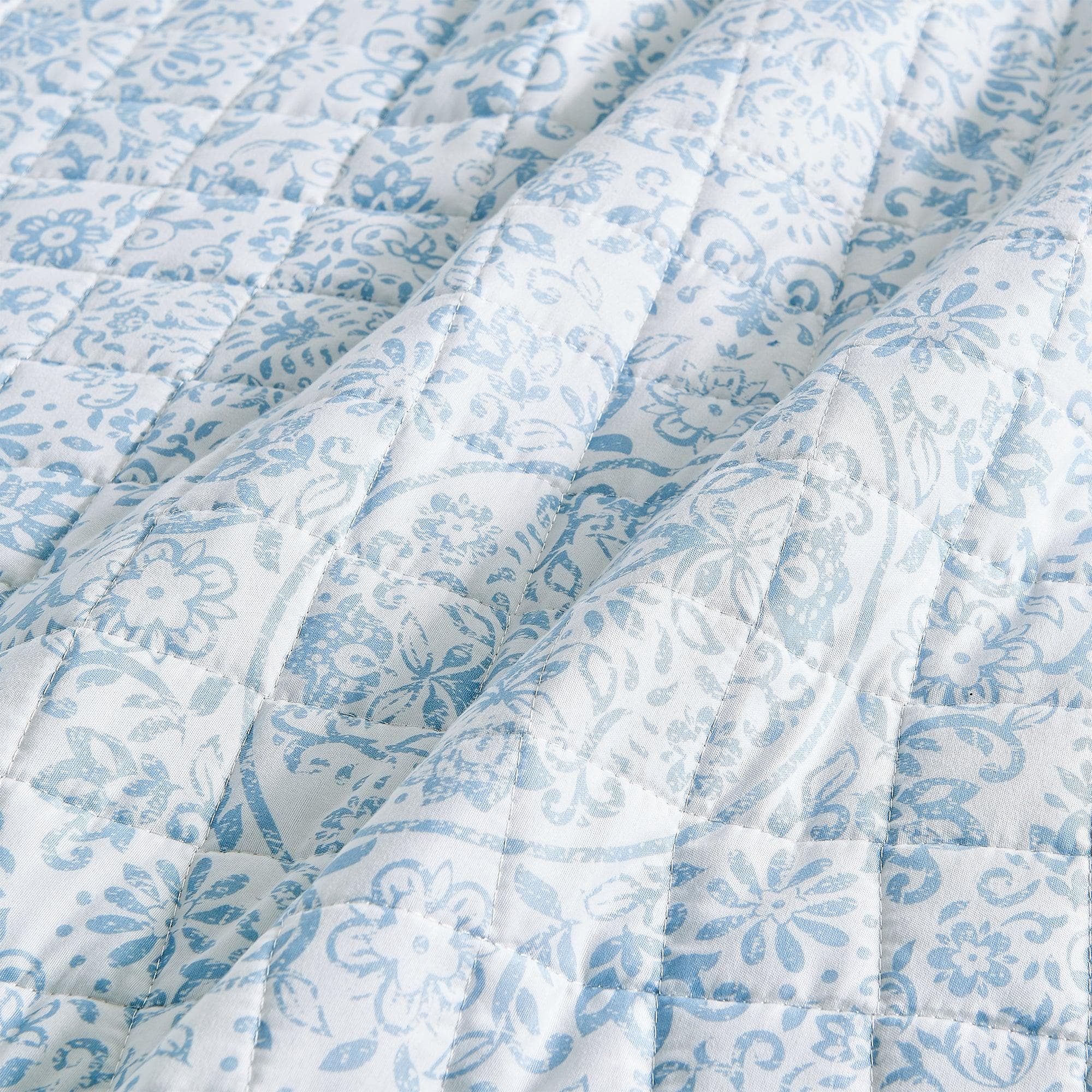 Floral Medallion Printed Microfiber Quilt Set - Kaleigh Collection Great Bay Home