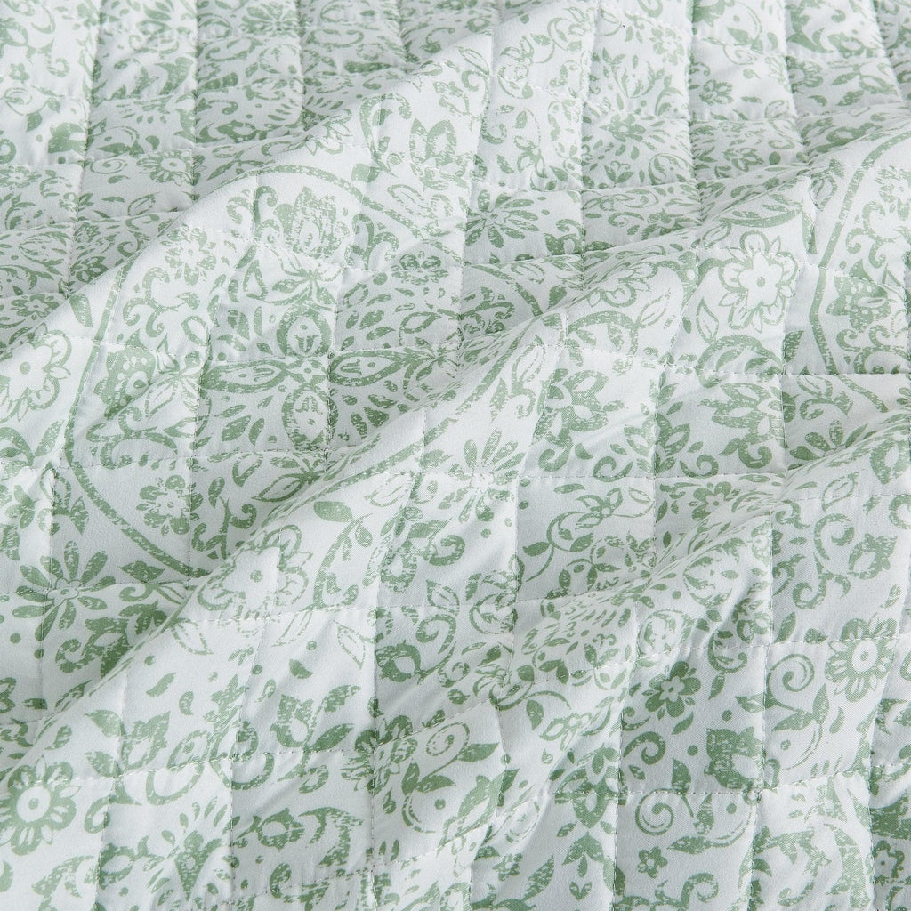 Floral Medallion Printed Microfiber Quilt Set - Kaleigh Collection Great Bay Home