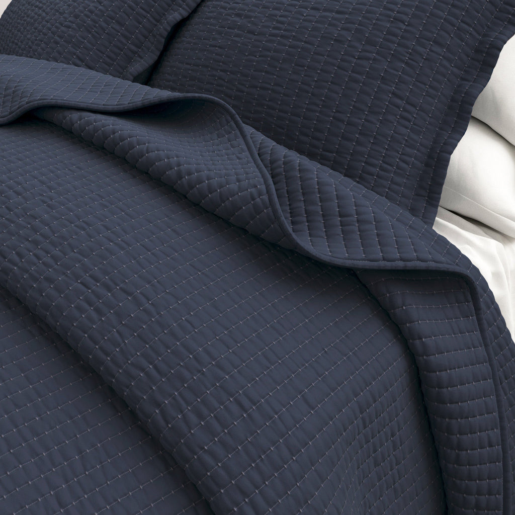 Solid Quilt - Alicia Collection Great Bay Home