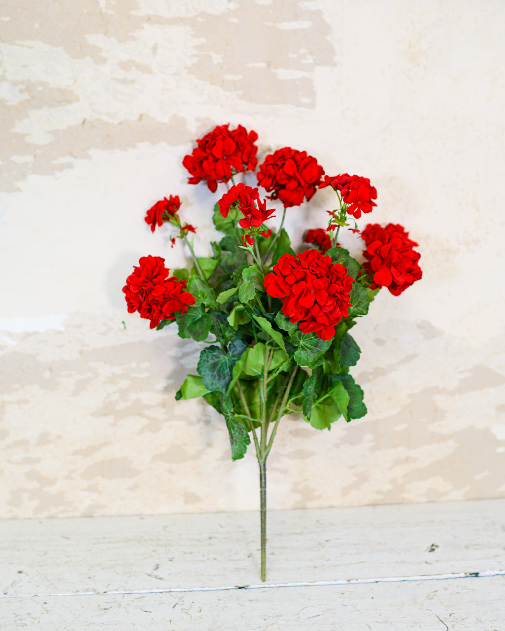 Red Geranium Bush Stem with Nine Blooms Branches Designs