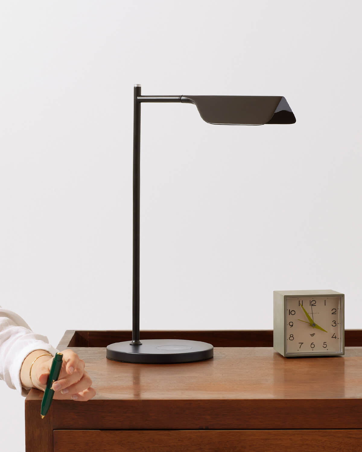 Leaf Table Lamp Brightech
