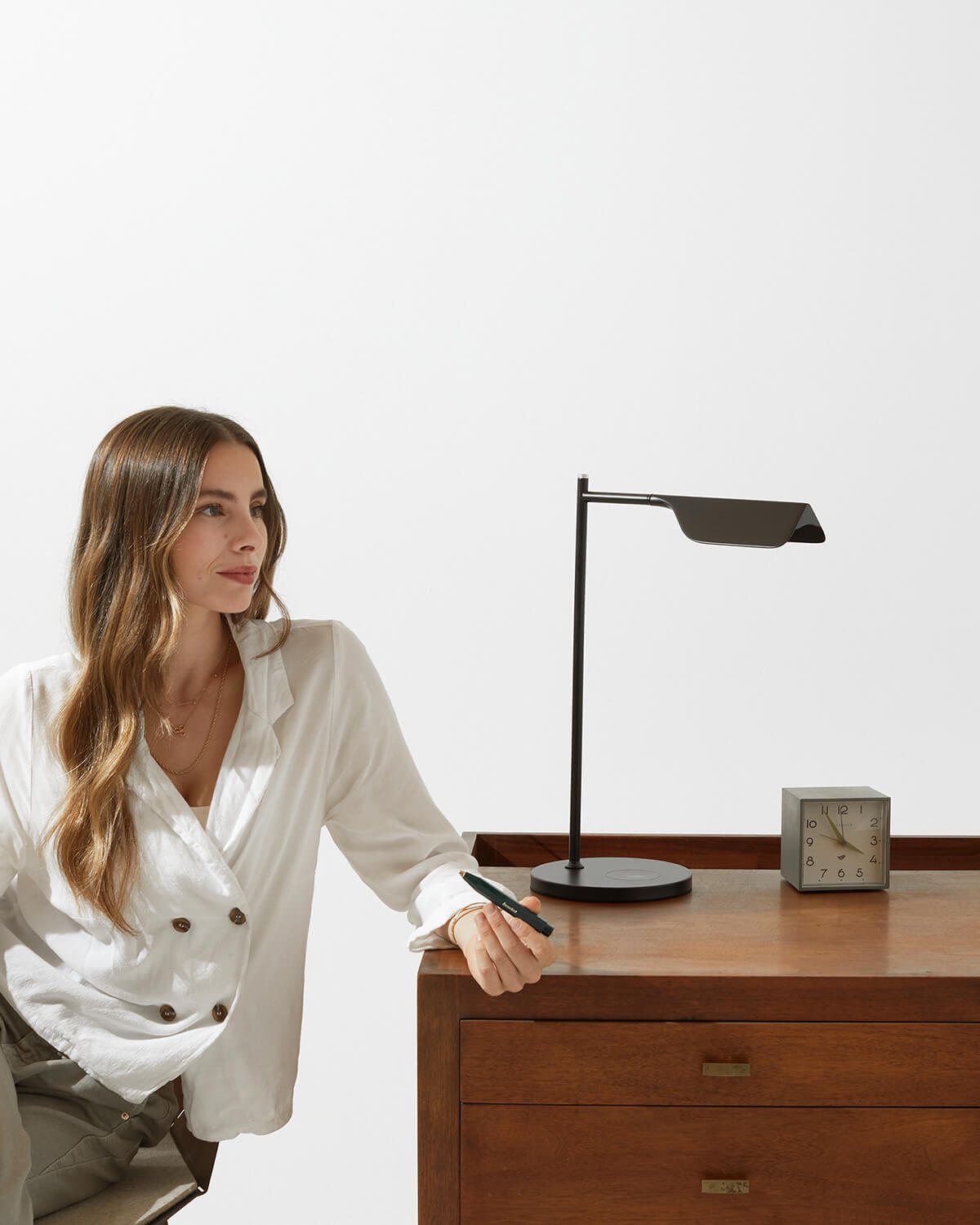 Leaf Table Lamp Brightech