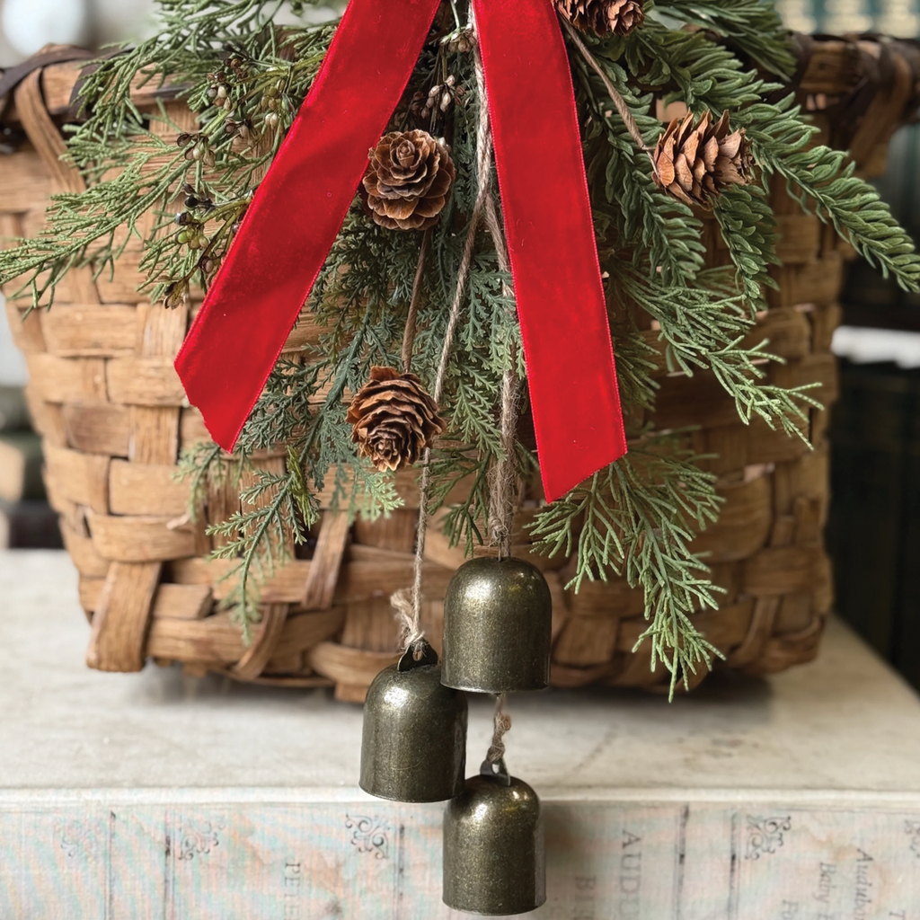 Merry Melody Hanging Branches Designs
