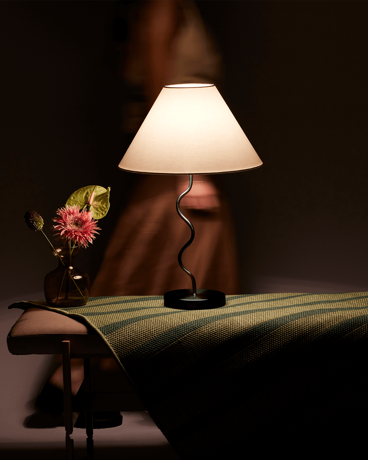 Squiggle Modern Table Lamp with Zigzag Base