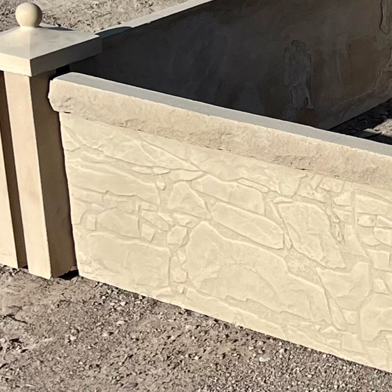 Prefabricated Concrete Garden Bed - Textured Stone HomeBridgePC