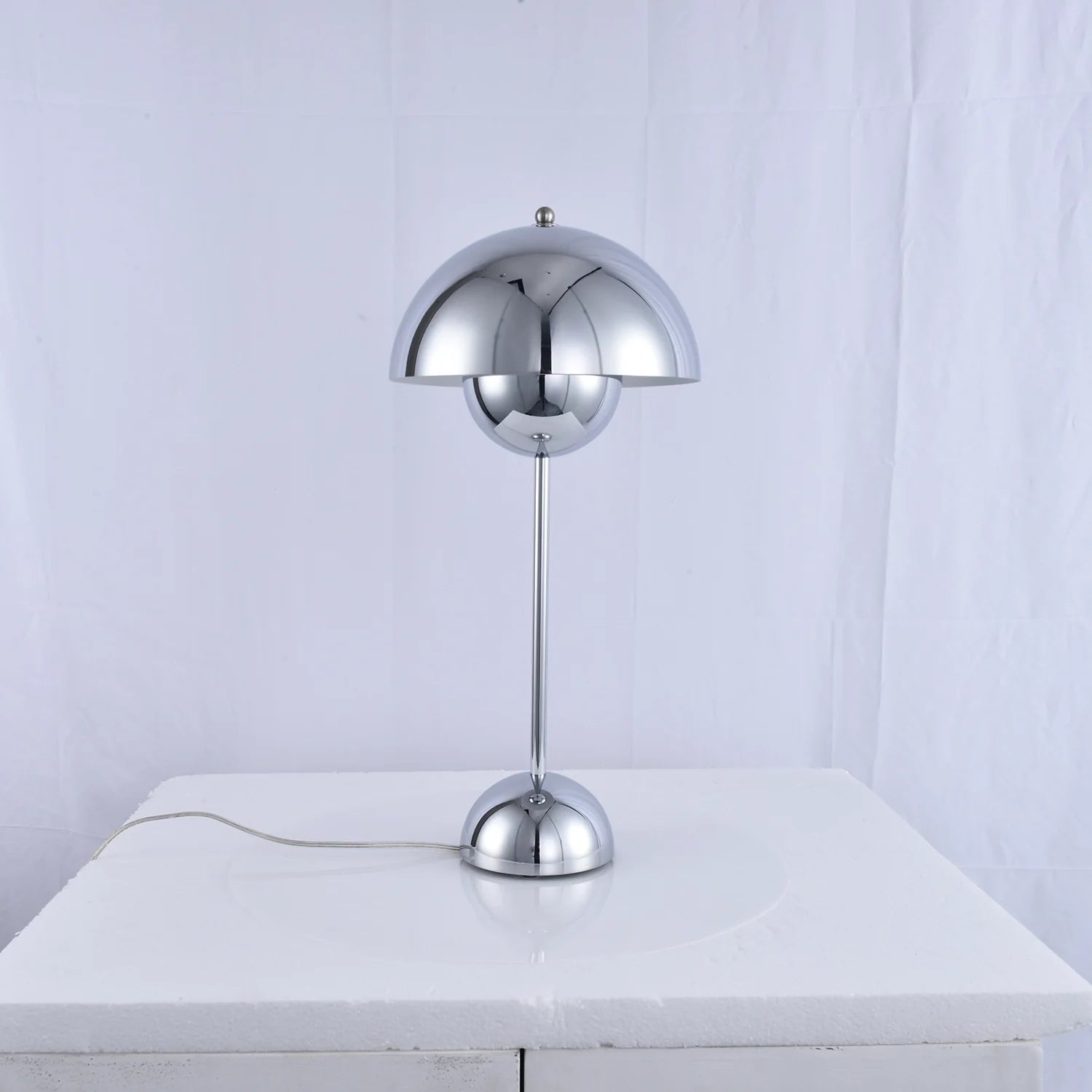 vp3 Table Lamp