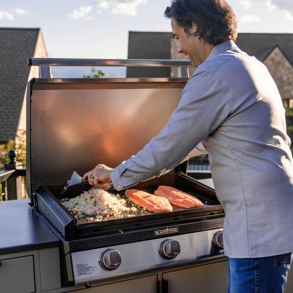 Blackstone 28" Deep Kitchen Griddle in Stainless Steel w/Hood Blackstone Products (B2B)